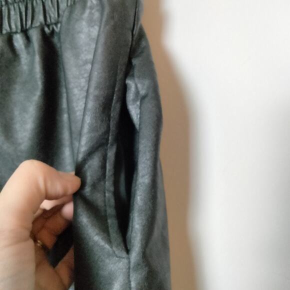 NWT NastyGal Sz 8 Black Faux Vegan Leather Pants Tie Waist Jogger Relaxed Baggy - Picture 8 of 8